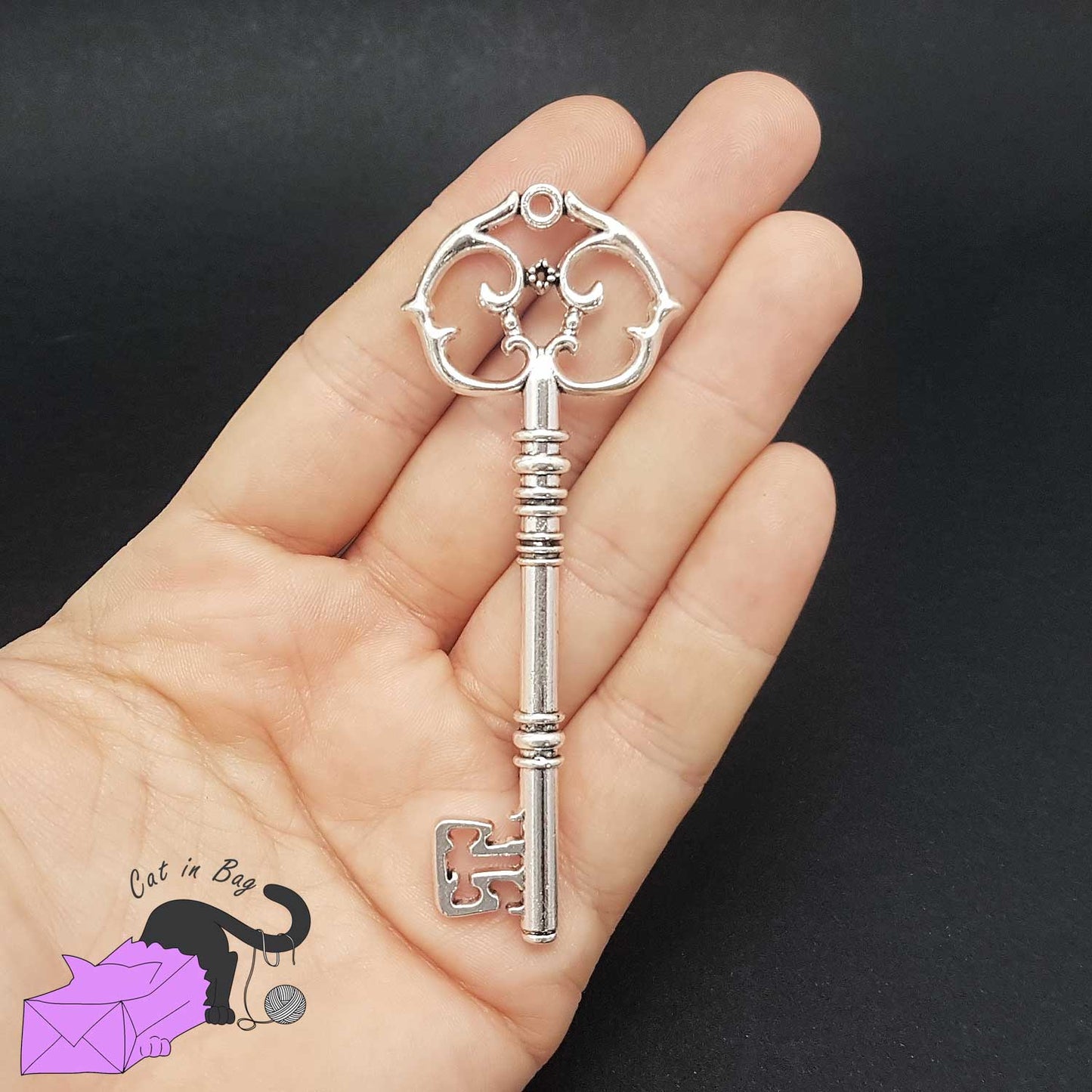 2 Keys pendants