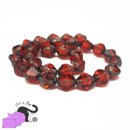 10 Czech glass beads, irregular bicone, red 8x6 mm