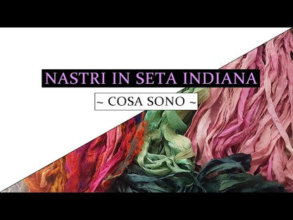 Rosa indiano, nastri di seta sari riciclati